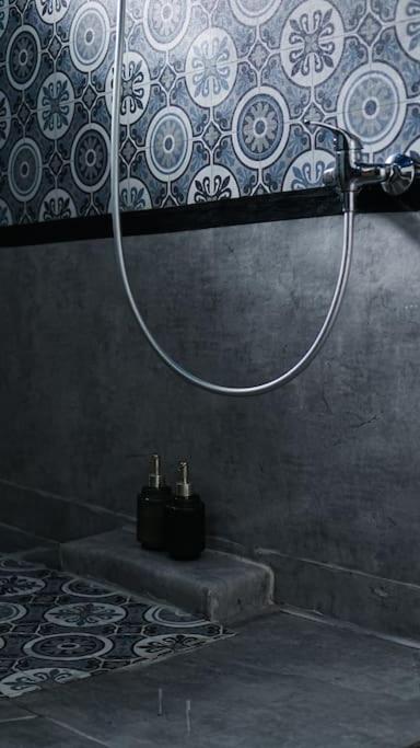Sahara Studio With Shared Bathroom In City Centre Bratislava Exteriér fotografie