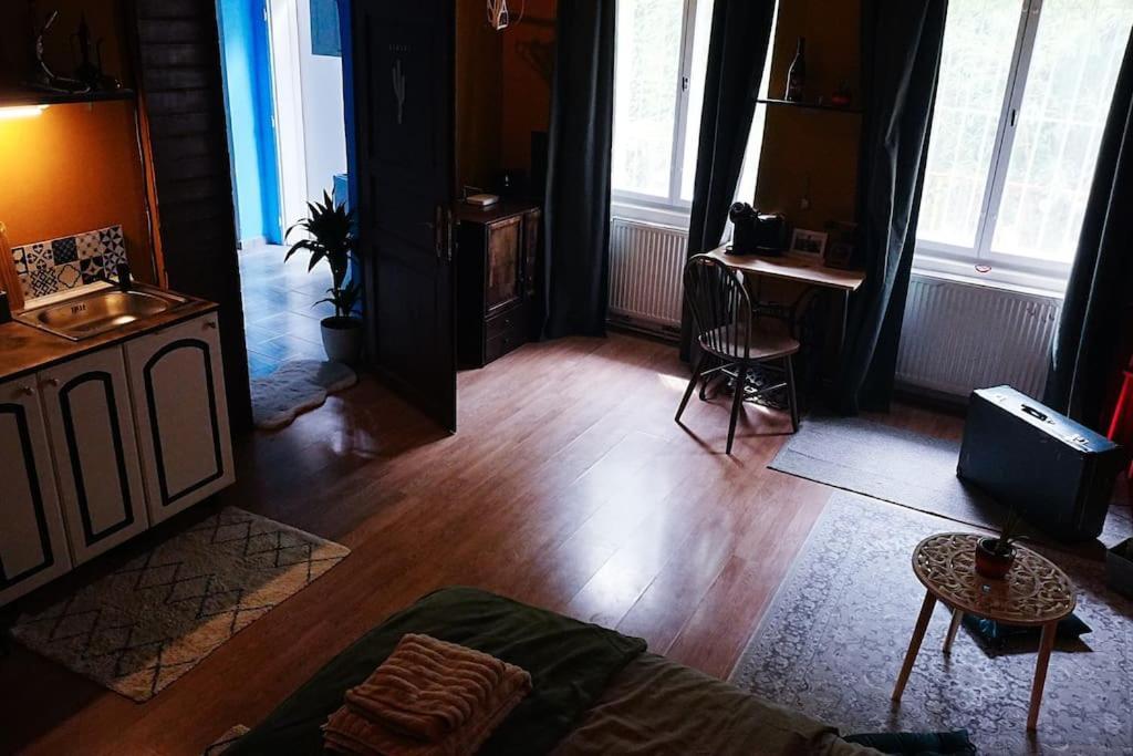 Sahara Studio With Shared Bathroom In City Centre Bratislava Exteriér fotografie